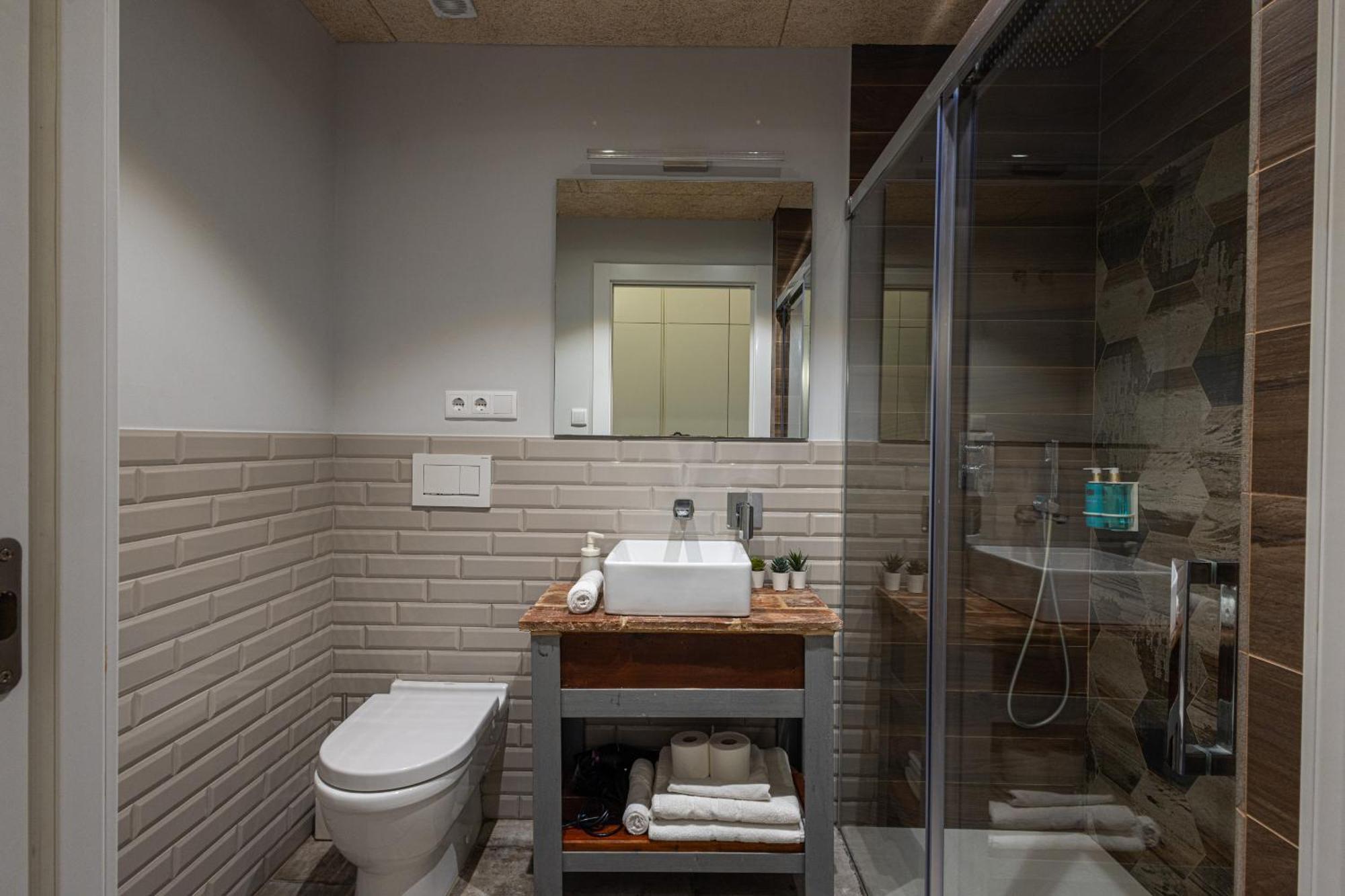Florit Flats - Center Modern 1Br 2Bth Terrace Wi-Fi Ac Apartment Valencia Exterior photo